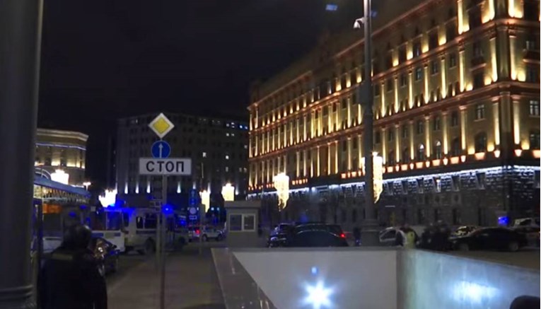 Pucnjava u Moskvi, napadač kalašnjikovom ubio najmanje jednu osobu